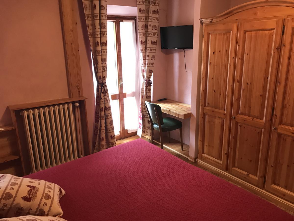 Albergo Club Alpino Crissolo Exterior photo